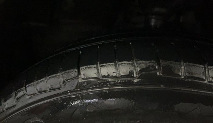 2015 Maruti Celerio VXI AMT, Petrol, Automatic, 68,225 km, Left Front Tyre Tread