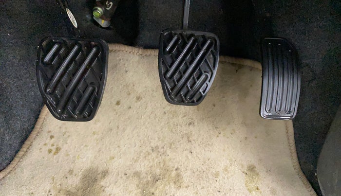 2015 Datsun Go T, Petrol, Manual, 14,826 km, Pedals