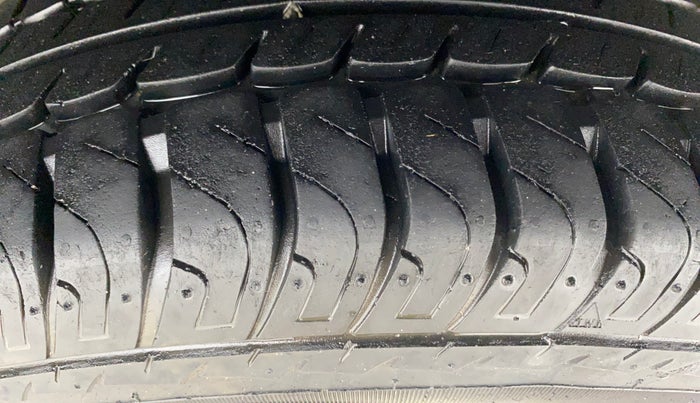 2015 Datsun Go T, Petrol, Manual, 14,826 km, Left Rear Tyre Tread