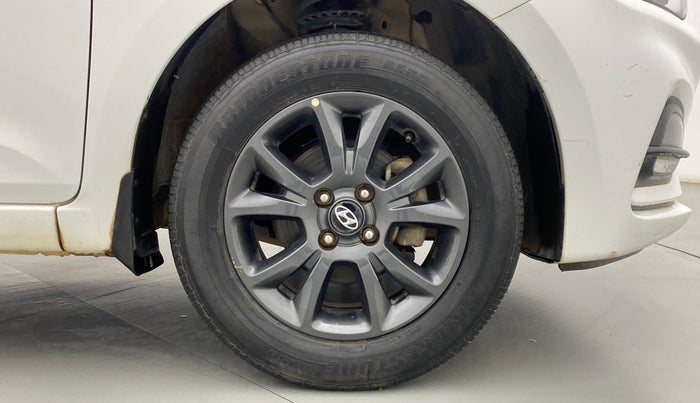 2019 Hyundai Elite i20 1.2 SPORTS PLUS VTVT CVT, Petrol, Automatic, 32,061 km, Right Front Wheel