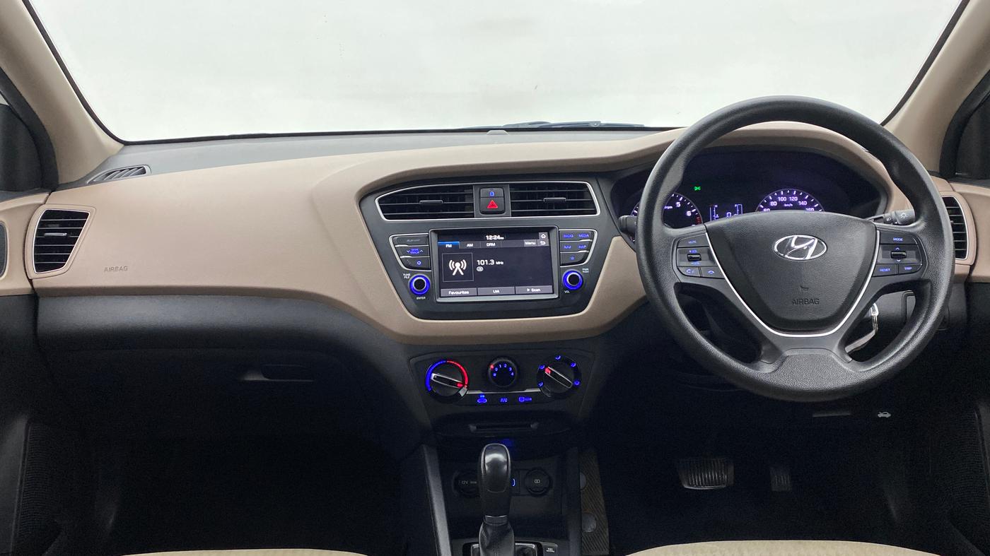 2019 Hyundai Elite i20 1.2 SPORTS PLUS VTVT CVT, Petrol, Automatic, 32,061 km, Dashboard