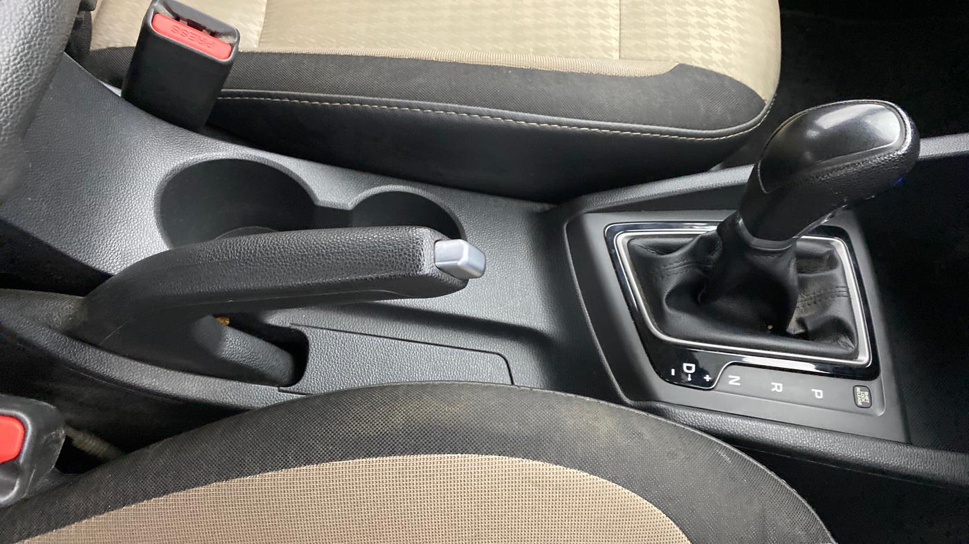 2019 Hyundai Elite i20 1.2 SPORTS PLUS VTVT CVT, Petrol, Automatic, 32,061 km, Gear Lever