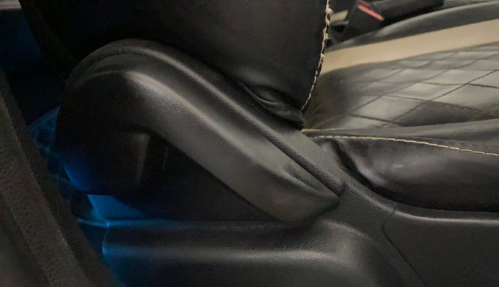 2019 Ford Ecosport AMBIENTE 1.5L DIESEL, Diesel, Manual, 60,829 km, Driver Side Adjustment Panel