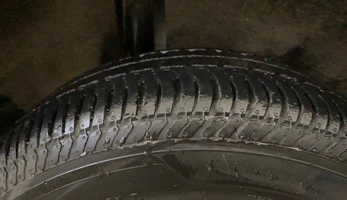 2019 Ford Ecosport AMBIENTE 1.5L DIESEL, Diesel, Manual, 60,829 km, Right Rear Tyre Tread