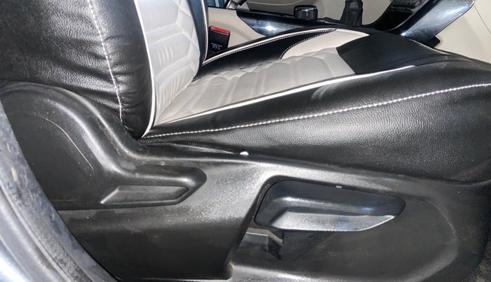 2022 Tata NEXON XZ PLUS DIESEL SUNROOF, Diesel, Manual, 62,362 km, Driver Side Adjustment Panel