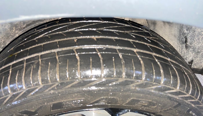 2022 Tata NEXON XZ PLUS DIESEL SUNROOF, Diesel, Manual, 62,362 km, Left Rear Tyre Tread