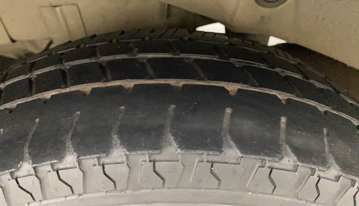 2011 Hyundai Santro Xing GLS, Petrol, Manual, 58,827 km, Right Rear Tyre Tread