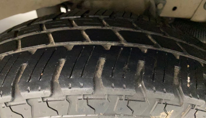2011 Hyundai Santro Xing GLS, Petrol, Manual, 58,827 km, Left Rear Tyre Tread