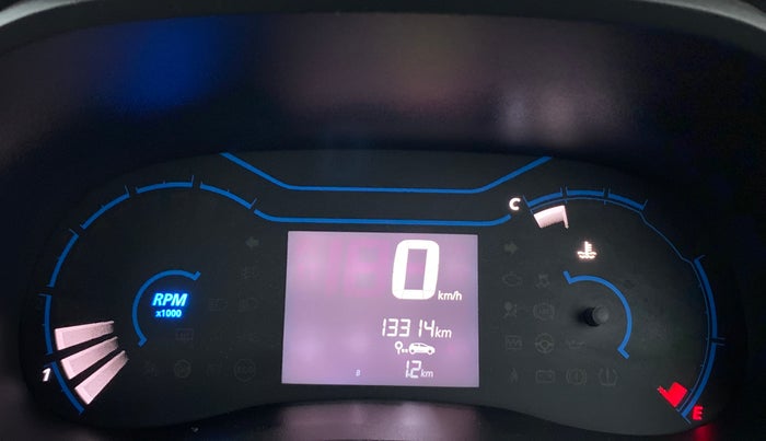 2022 Renault Kwid CLIMBER MT 1.0, Petrol, Manual, 13,472 km, Odometer Image