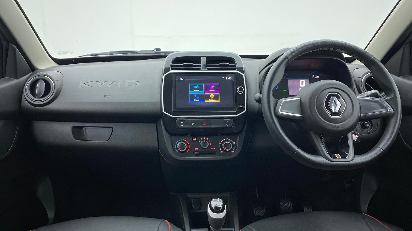 2022 Renault Kwid CLIMBER MT 1.0, Petrol, Manual, 13,472 km, Dashboard