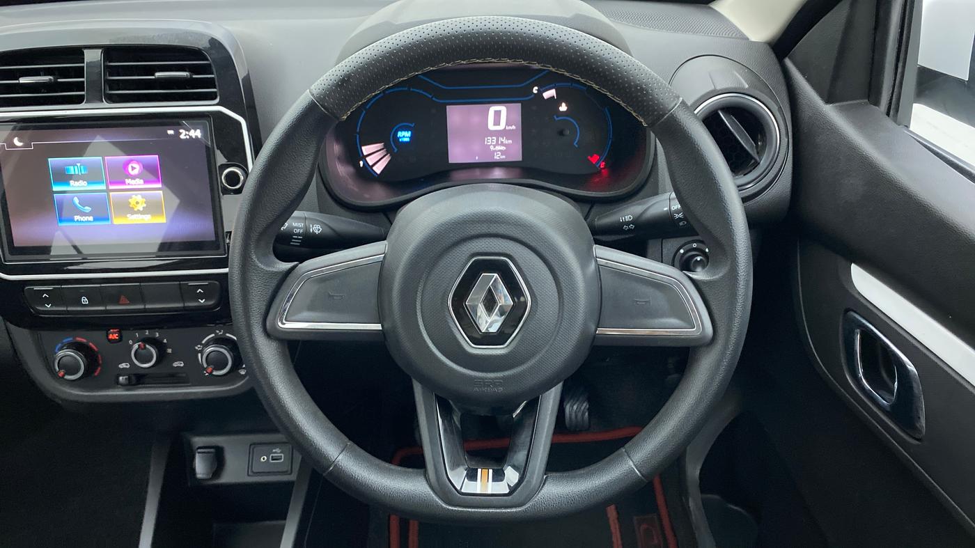 2022 Renault Kwid CLIMBER MT 1.0, Petrol, Manual, 13,472 km, Steering Wheel Close Up