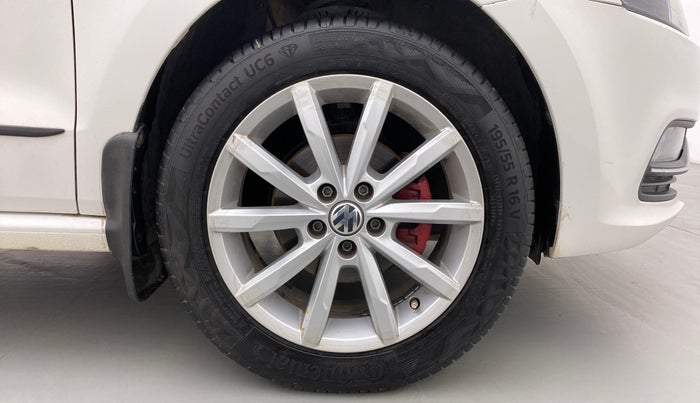 2017 Volkswagen Polo GT TSI 1.2 PETROL AT, Petrol, Automatic, 41,544 km, Right Front Wheel