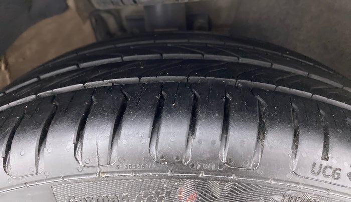 2017 Volkswagen Polo GT TSI 1.2 PETROL AT, Petrol, Automatic, 41,544 km, Right Front Tyre Tread