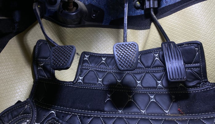 2017 Honda BR-V 1.5L I-VTEC S, Petrol, Manual, 58,372 km, Pedals