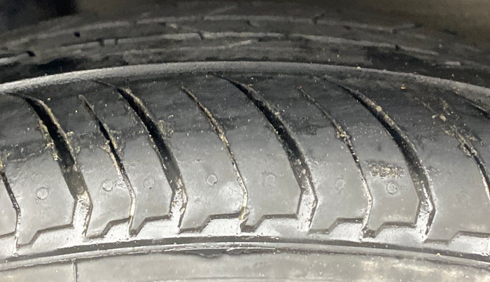 2017 Honda BR-V 1.5L I-VTEC S, Petrol, Manual, 58,372 km, Right Rear Tyre Tread