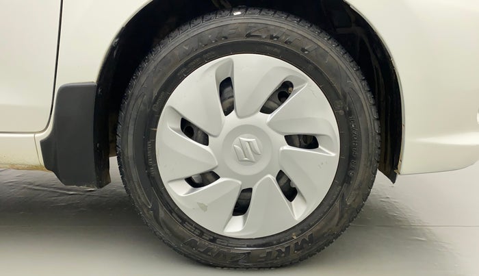 2019 Maruti Celerio VXI, Petrol, Manual, 25,268 km, Right Front Wheel