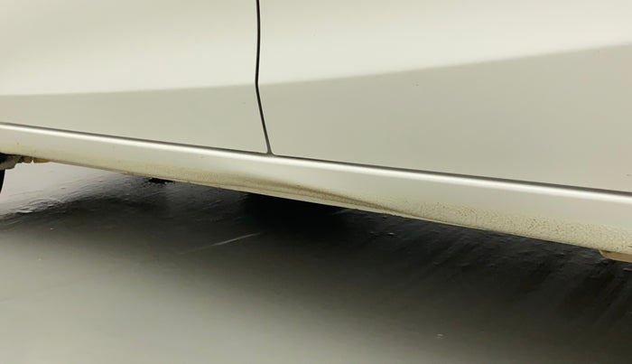 2019 Maruti Celerio VXI, Petrol, Manual, 25,268 km, Left running board - Slightly dented