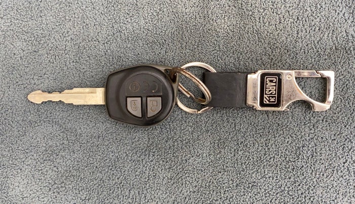 2017 Maruti Dzire VDI AMT, Diesel, Automatic, 77,564 km, Key Close Up