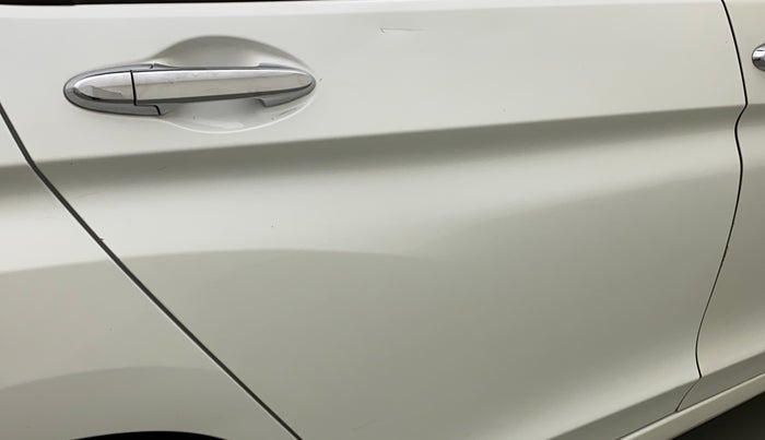 2017 Honda City 1.5L I-VTEC V MT, Petrol, Manual, 53,765 km, Right rear door - Slightly dented