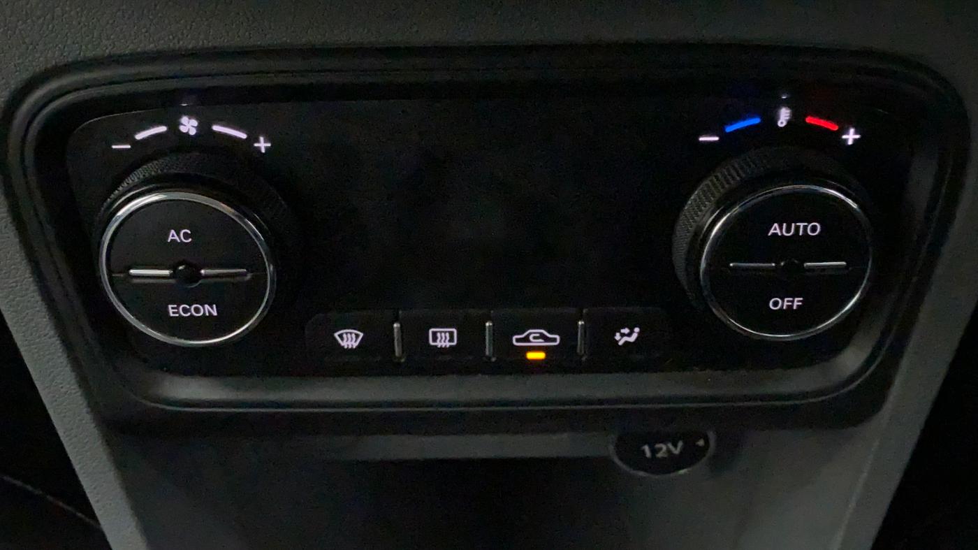 2017 Tata TIGOR XZ (O) PETROL, Petrol, Manual, 85,939 km, Automatic Climate Control