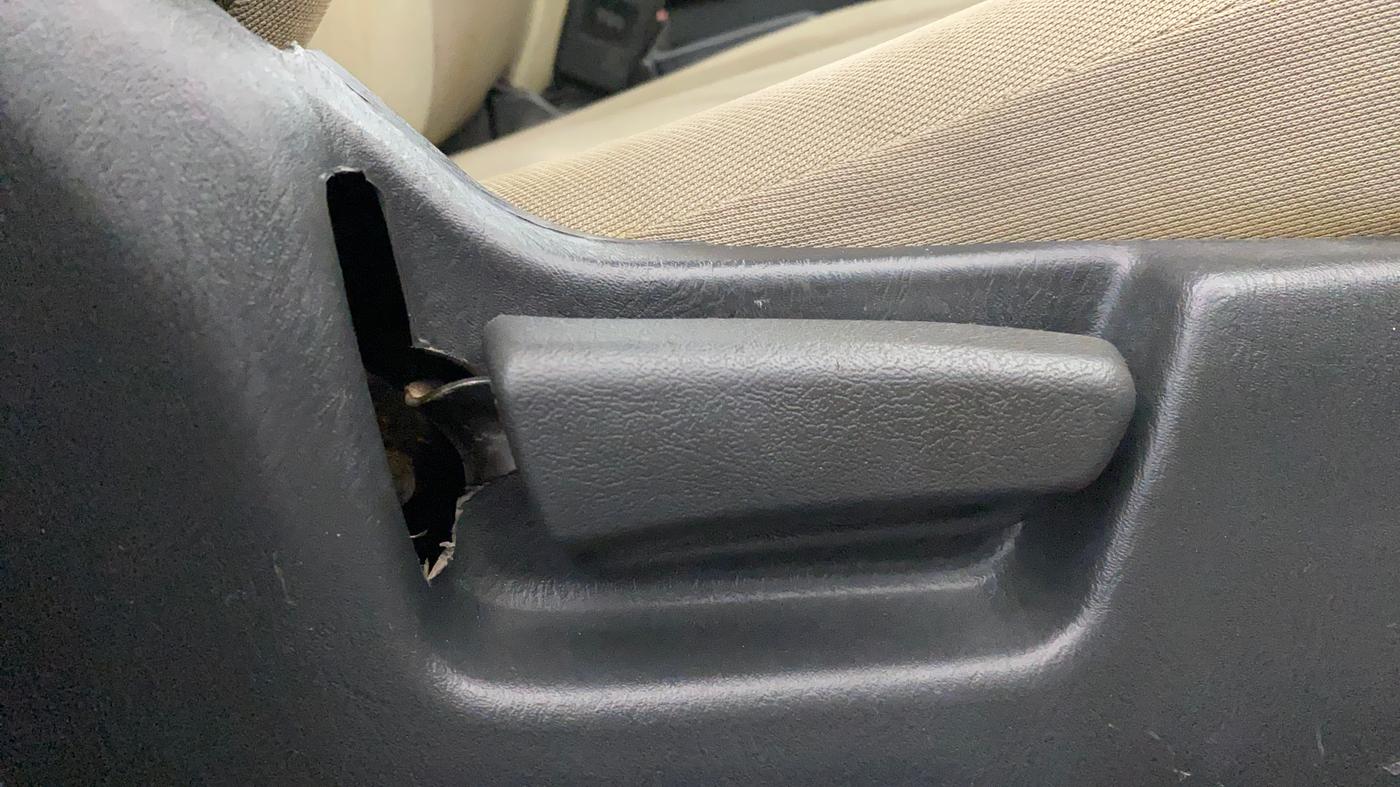2018 Maruti Alto K10 VXI, Petrol, Manual, 46,484 km, Driver Side Adjustment Panel