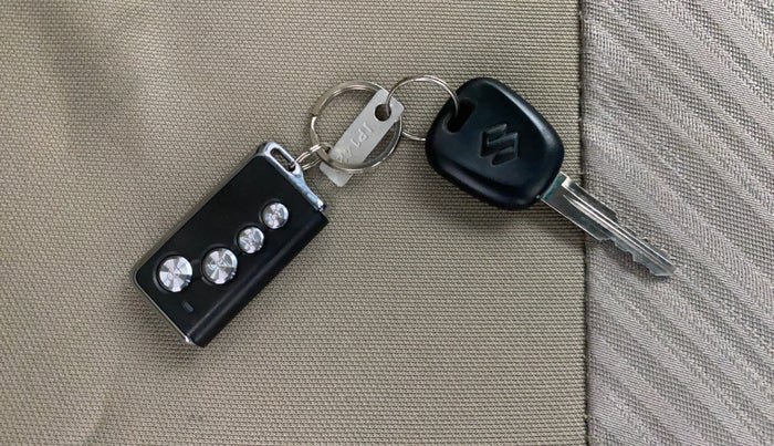 2018 Maruti Alto K10 VXI, Petrol, Manual, 46,484 km, Key Close Up