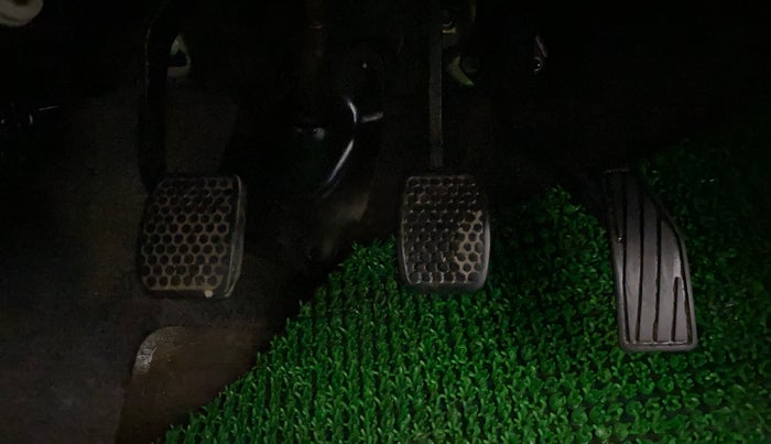 2018 Maruti Alto K10 VXI, Petrol, Manual, 46,484 km, Pedals