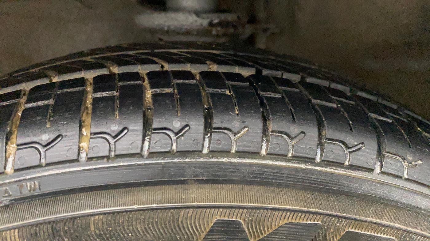 2018 Maruti Alto K10 VXI, Petrol, Manual, 46,484 km, Left Front Tyre Tread