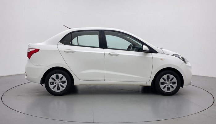 2017 Hyundai Xcent E PLUS, Petrol, Manual, 94,525 km, Right Side View