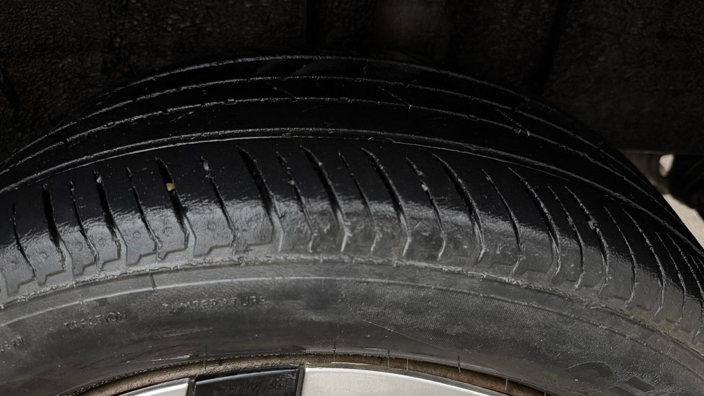 2022 Nissan MAGNITE XL, Petrol, Manual, 54,760 km, Left Rear Tyre Tread