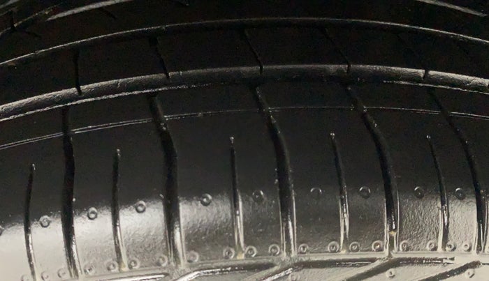 2022 Tata NEXON XZ PLUS PETROL, Petrol, Manual, 20,713 km, Left Rear Tyre Tread