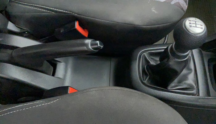 2012 Maruti Swift LXI, Petrol, Manual, 62,381 km, Gear Lever