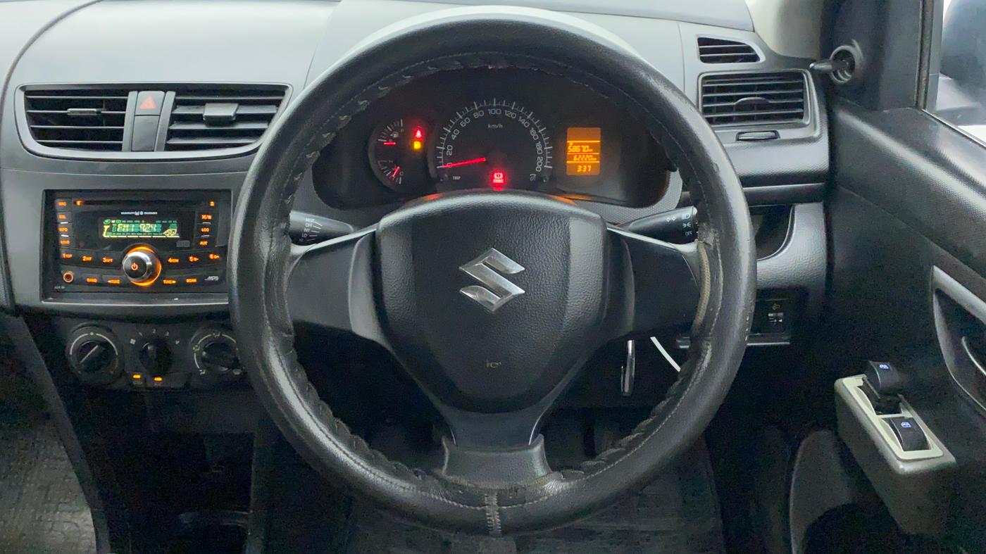 2012 Maruti Swift LXI, Petrol, Manual, 62,381 km, Steering Wheel Close Up