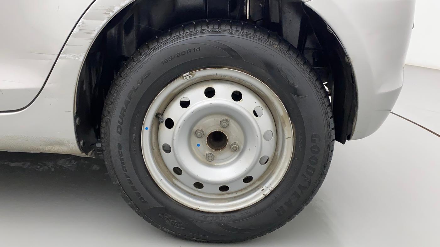 2012 Maruti Swift LXI, Petrol, Manual, 62,381 km, Left Rear Wheel