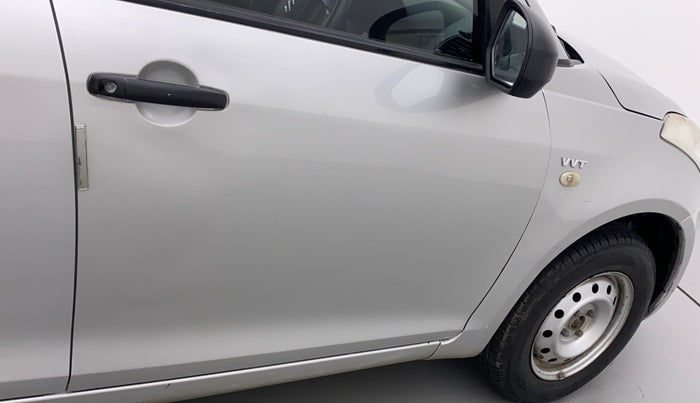 2012 Maruti Swift LXI, Petrol, Manual, 62,381 km, Driver-side door - Minor scratches