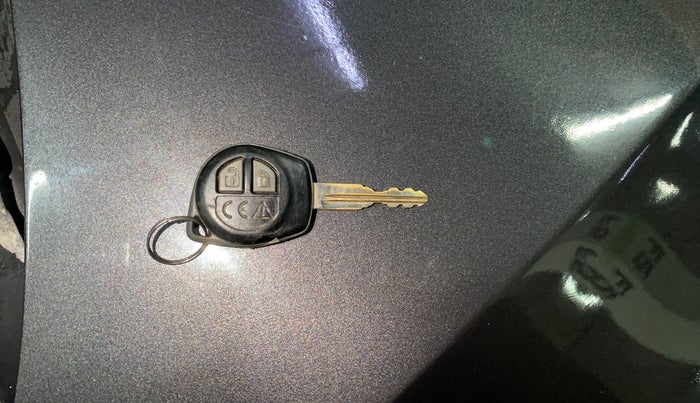 2018 Maruti Baleno DELTA CVT PETROL 1.2, Petrol, Automatic, 95,503 km, Key Close Up