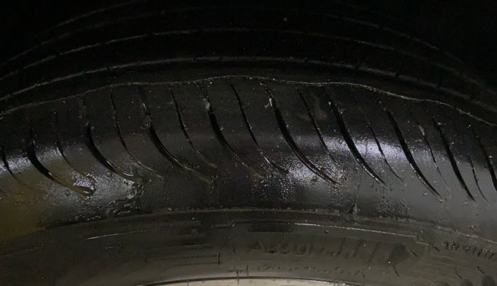 2021 KIA SONET HTX 1.0 IMT, Petrol, Manual, 76,222 km, Right Front Tyre Tread