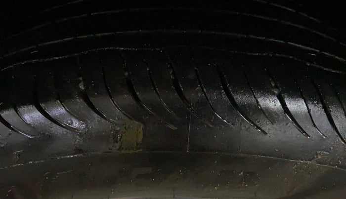 2021 KIA SONET HTX 1.0 IMT, Petrol, Manual, 76,222 km, Left Rear Tyre Tread