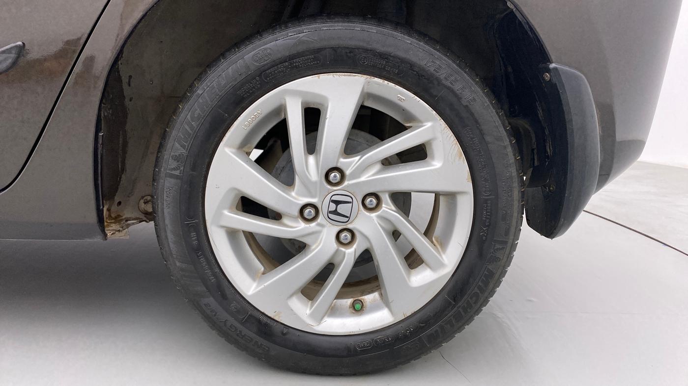 2017 Honda Jazz 1.2 V AT, Petrol, Automatic, 86,310 km, Left Rear Wheel
