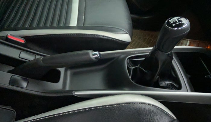 2017 Maruti Baleno ZETA PETROL 1.2, Petrol, Manual, 43,330 km, Gear Lever