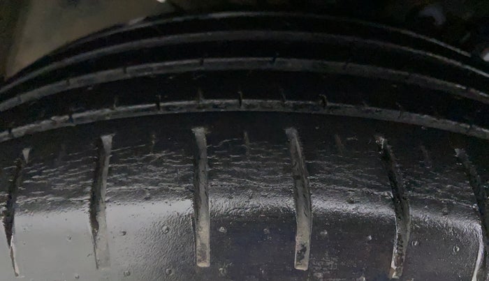 2017 Maruti Baleno ZETA PETROL 1.2, Petrol, Manual, 43,330 km, Right Rear Tyre Tread