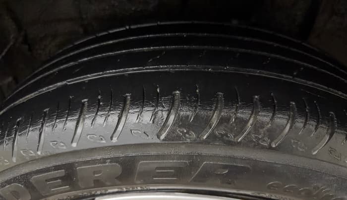 2021 Nissan MAGNITE XL, Petrol, Manual, 53,718 km, Left Rear Tyre Tread