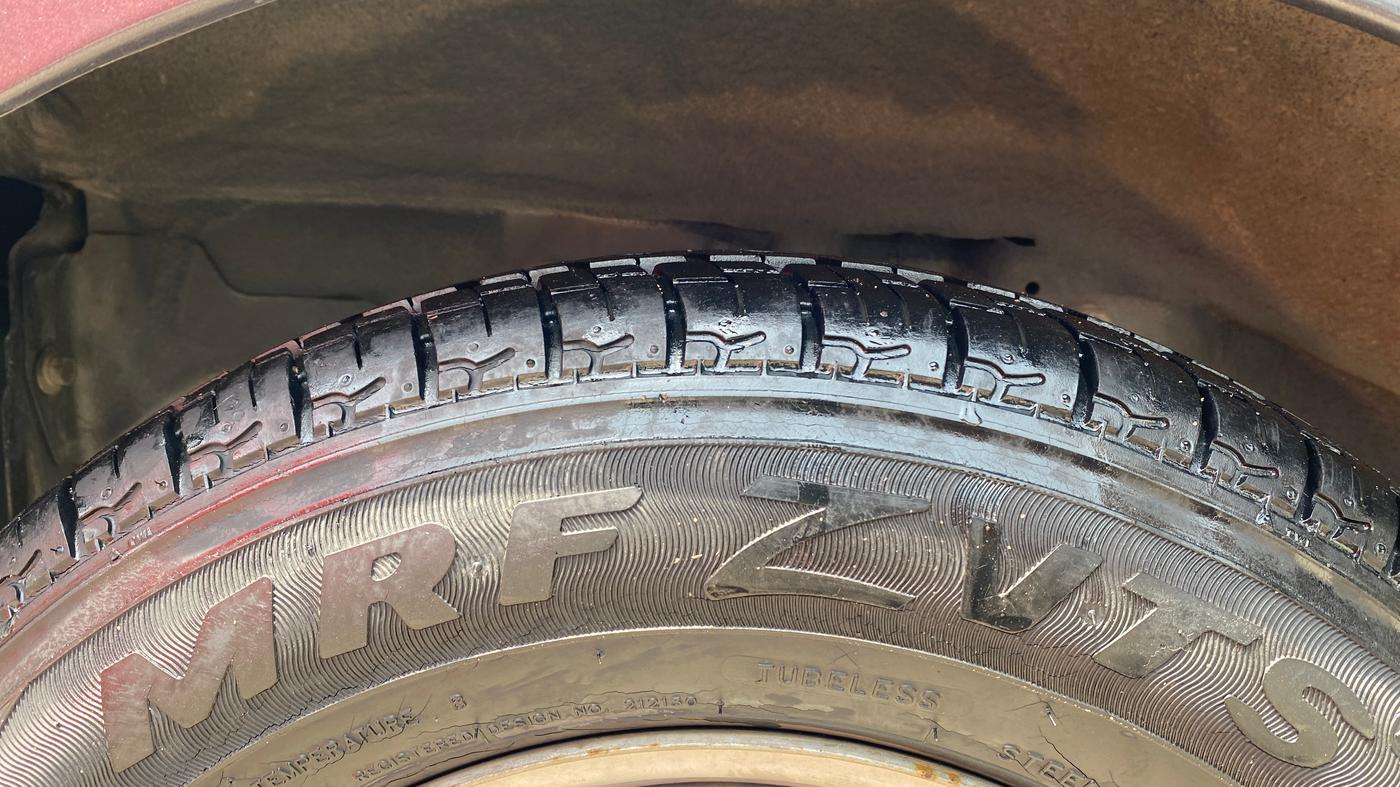 2015 Hyundai Eon D-LITE+, Petrol, Manual, 25,257 km, Right Rear Tyre Tread