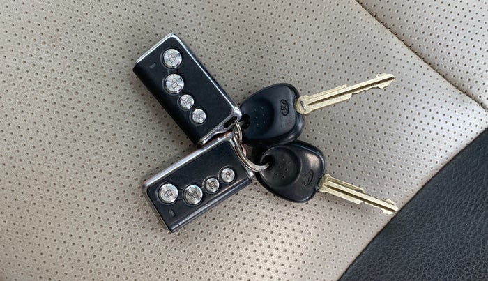 2015 Hyundai Eon D-LITE+, Petrol, Manual, 25,257 km, Key Close Up