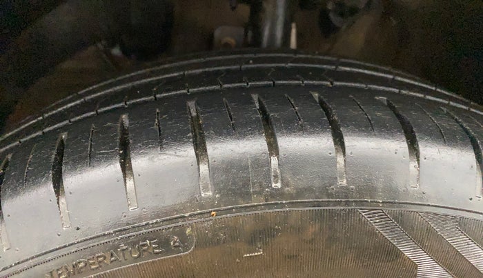 2022 Maruti Baleno ZETA PETROL 1.2, Petrol, Manual, 31,568 km, Left Front Tyre Tread