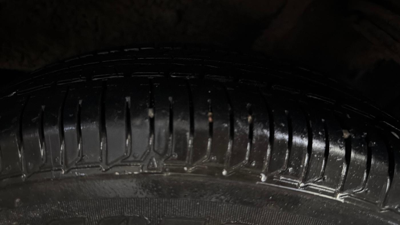 2017 Tata Tiago XE PETROL, Petrol, Manual, 16,075 km, Left Rear Tyre Tread