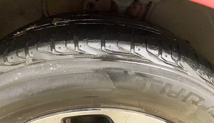 2019 Honda Civic 1.8L I-VTEC V CVT, Petrol, Automatic, 1,05,008 km, Right Front Tyre Tread