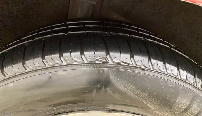 2019 Honda Civic 1.8L I-VTEC V CVT, Petrol, Automatic, 1,05,008 km, Right Rear Tyre Tread