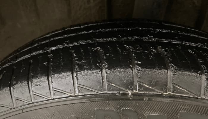 2019 Renault TRIBER RXZ, Petrol, Manual, 44,865 km, Left Rear Tyre Tread