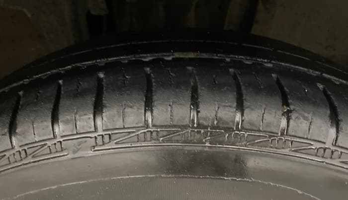 2019 Renault TRIBER RXZ, Petrol, Manual, 44,865 km, Right Front Tyre Tread
